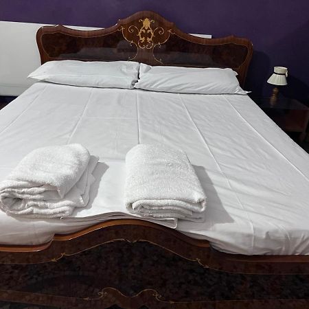 Guesthouse Ava Roma ภายนอก รูปภาพ